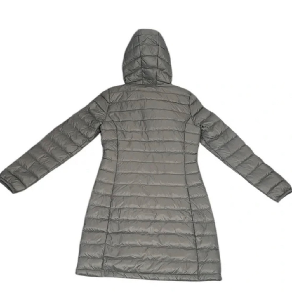 NWT Quince, Lightweight Down Filled Packable Puffer, Long Jacket, Size  Small - Picture 4 of 8